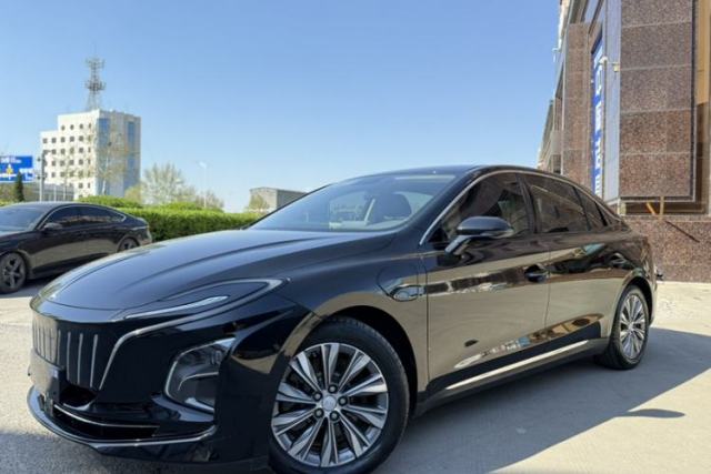 Used Hongqi E-QM5 2024 450km Range Commuter Version