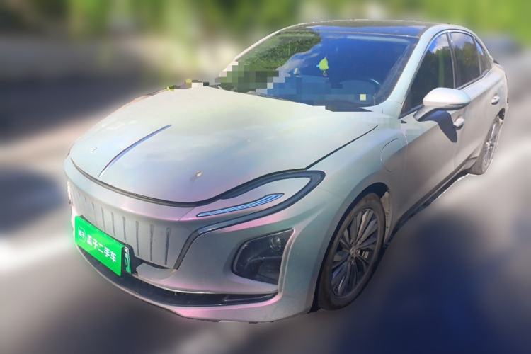 Hongqi E-QM5 2024 610 km PLUS