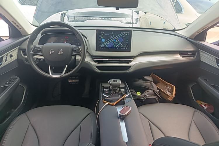 Used Hongqi E-QM5 2024 610 km PLUS Center Console