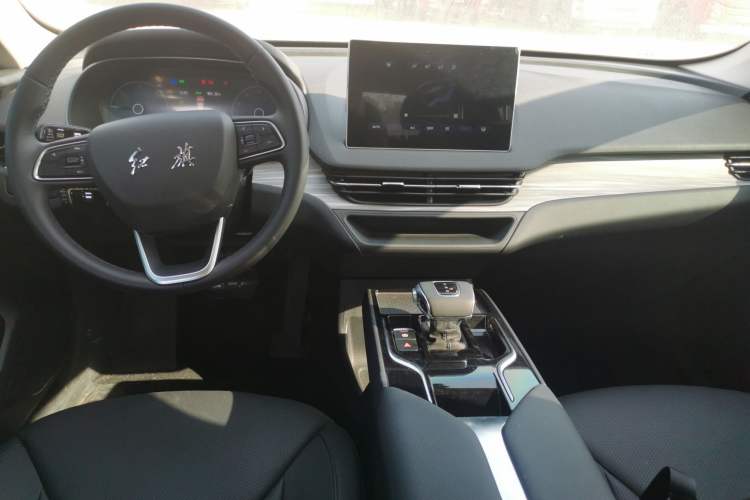 Used Hongqi E-QM5 2024 500km Range Edition Center Console