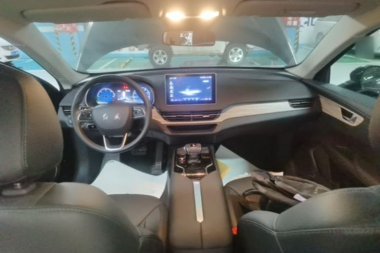 Used Hongqi E-QM5 2024 500km Range Edition Center Console