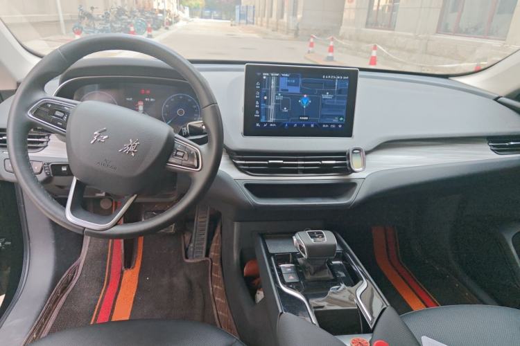 Used Hongqi E-QM5 2024 610 km PLUS Center Console