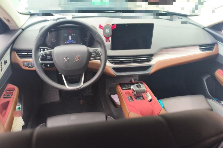 Used Hongqi E-QM5 2024 610 km PLUS Center Console