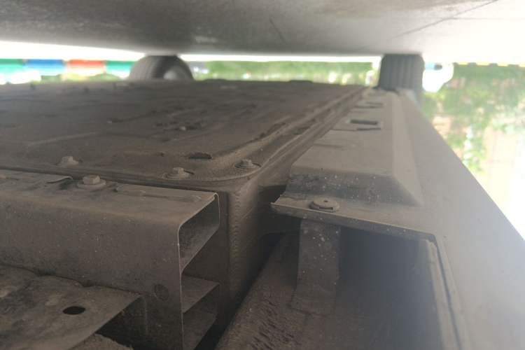 Used Hongqi E-QM5 2024 450km Range Commuter Version Chassis Front Right