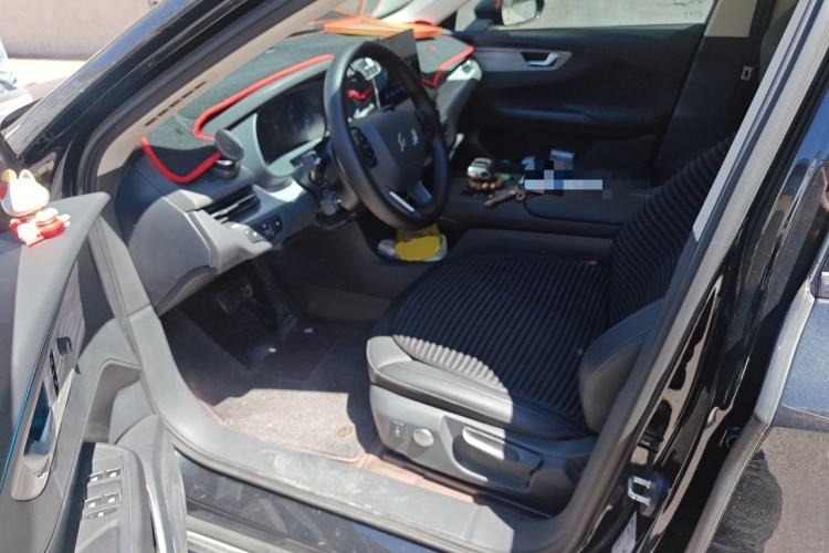 Used Hongqi E-QM5 2024 500km Range Edition Driver Seat