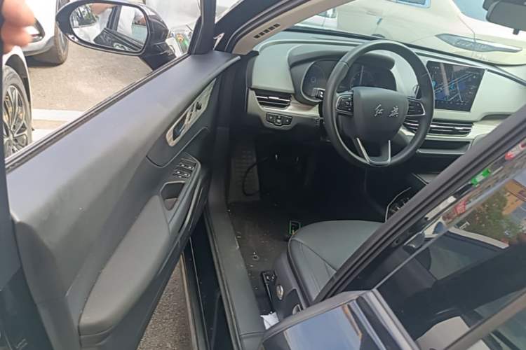 Used Hongqi E-QM5 2024 610 km PLUS Driver Seat