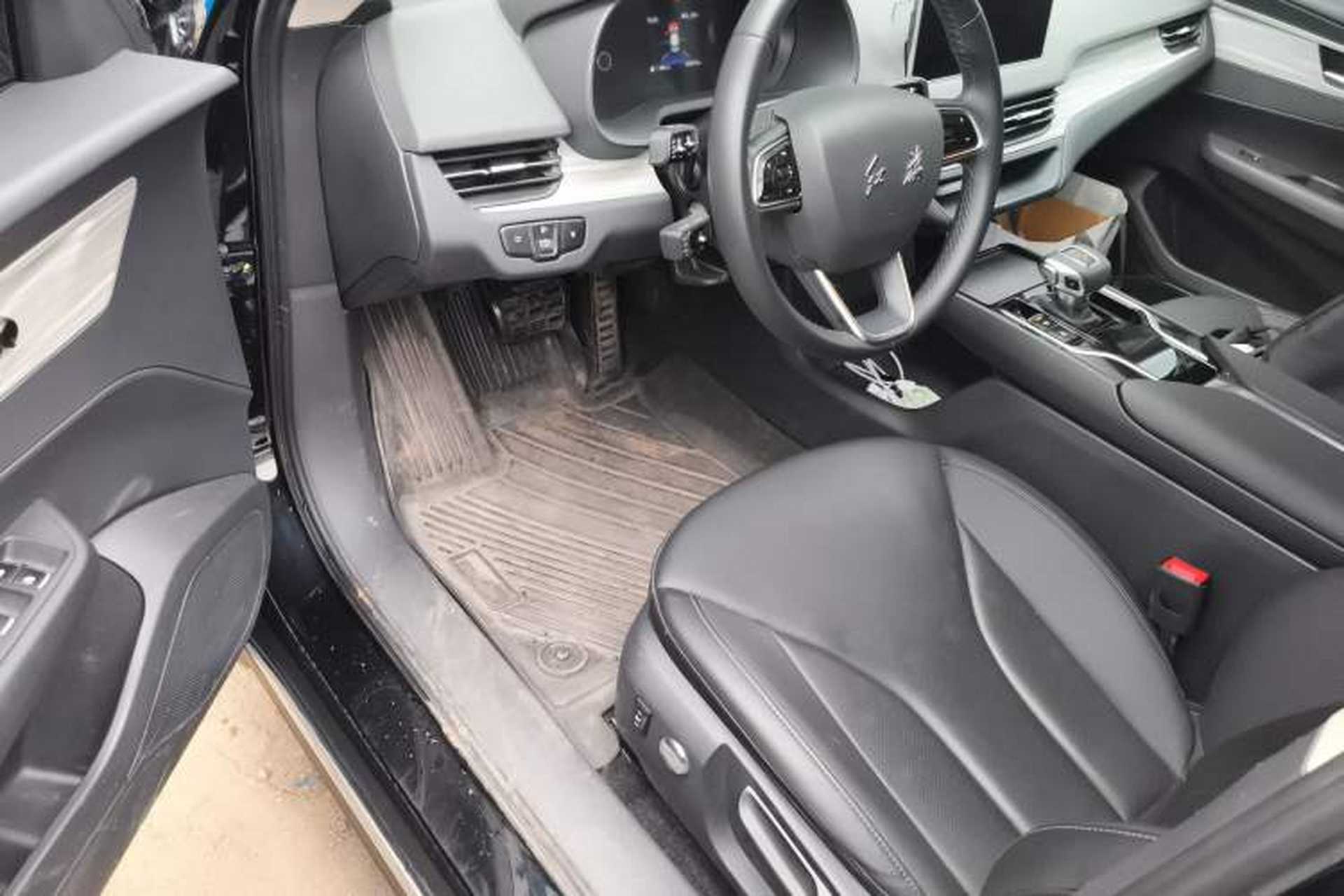 Used Hongqi E-QM5 2024 610 km PLUS Driver Seat