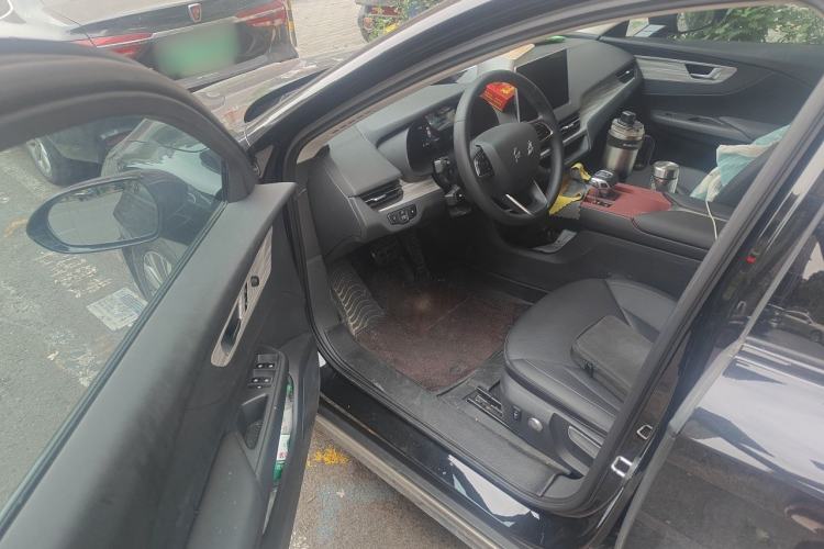 Used Hongqi E-QM5 2024 500km Range Edition Driver Seat