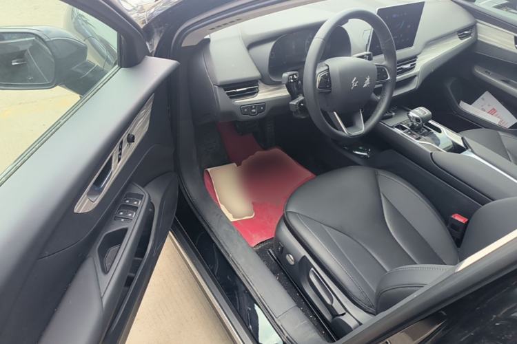 Used Hongqi E-QM5 2024 560km PLUS Driver Seat
