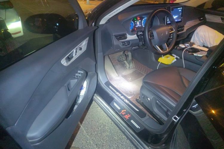 Used Hongqi E-QM5 2024 610 km PLUS Driver Seat
