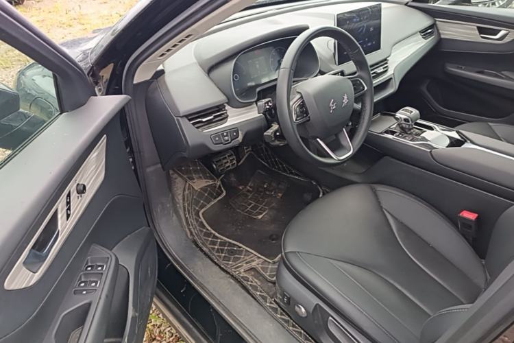 Used Hongqi E-QM5 2024 500km Range Edition Driver Seat