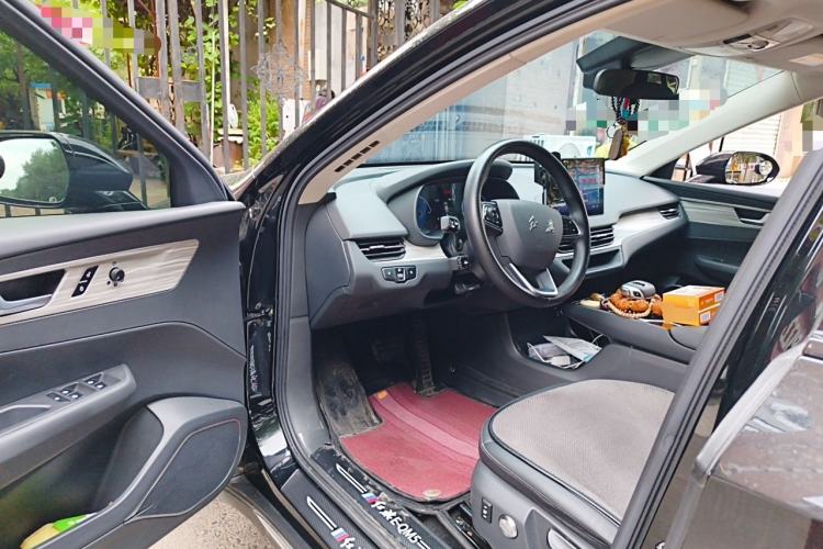 Used Hongqi E-QM5 2024 610 km PLUS Driver Seat