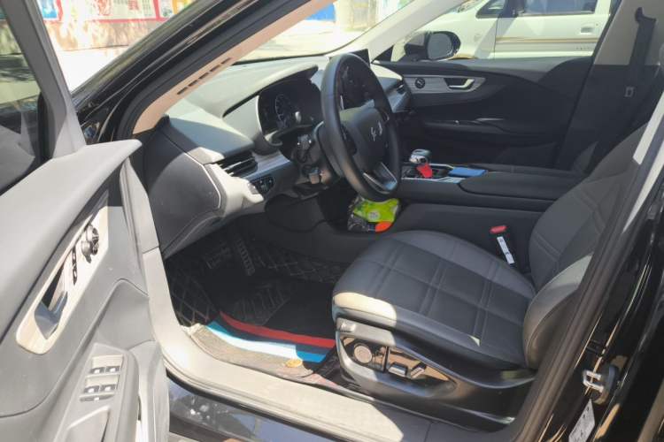 Used Hongqi E-QM5 2024 610 km PLUS Driver Seat