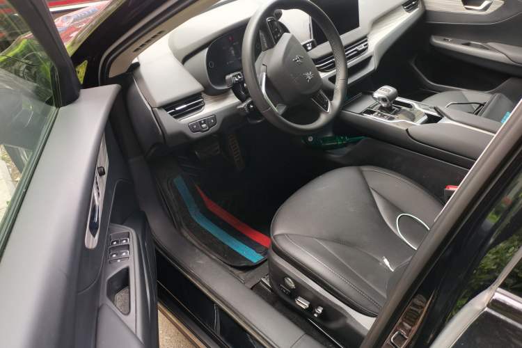 Used Hongqi E-QM5 2024 610 km PLUS Driver Seat