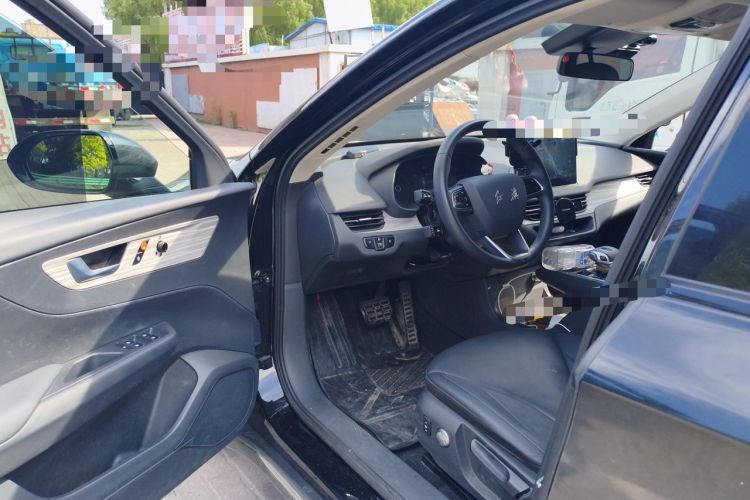 Used Hongqi E-QM5 2024 610 km PLUS Driver Seat