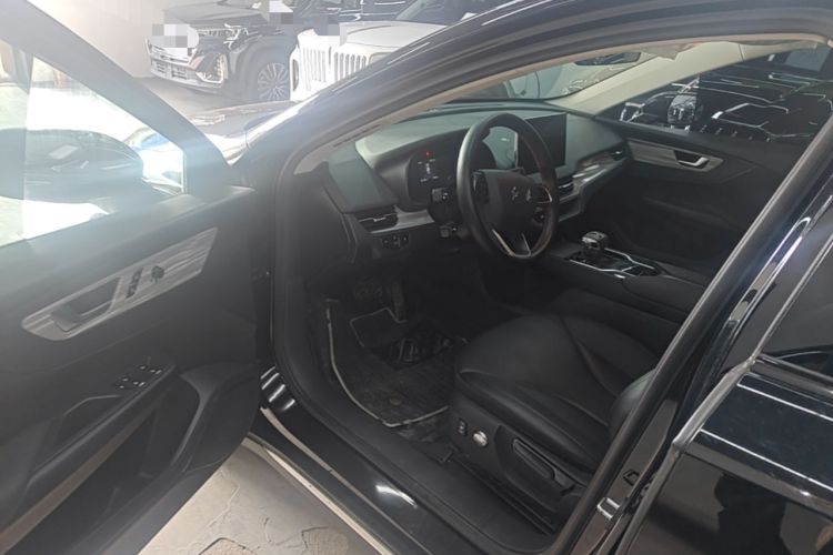 Used Hongqi E-QM5 2024 610 km PLUS Driver Seat