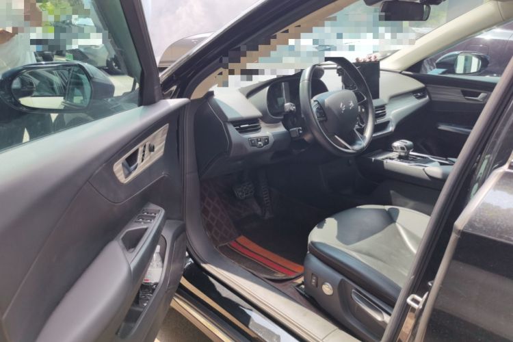 Used Hongqi E-QM5 2024 610 km PLUS Driver Seat
