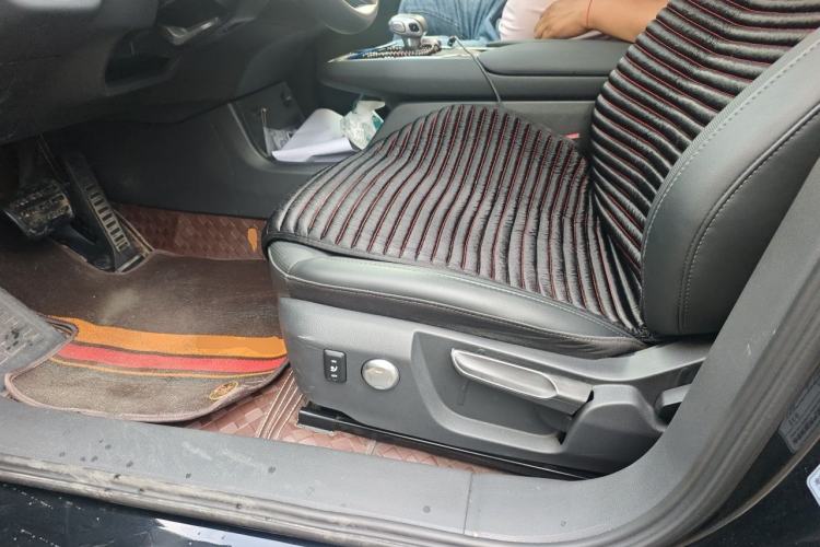 Used Hongqi E-QM5 2024 500km Range Edition Driver Seat