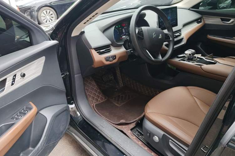 Used Hongqi E-QM5 2024 610 km PLUS Driver Seat