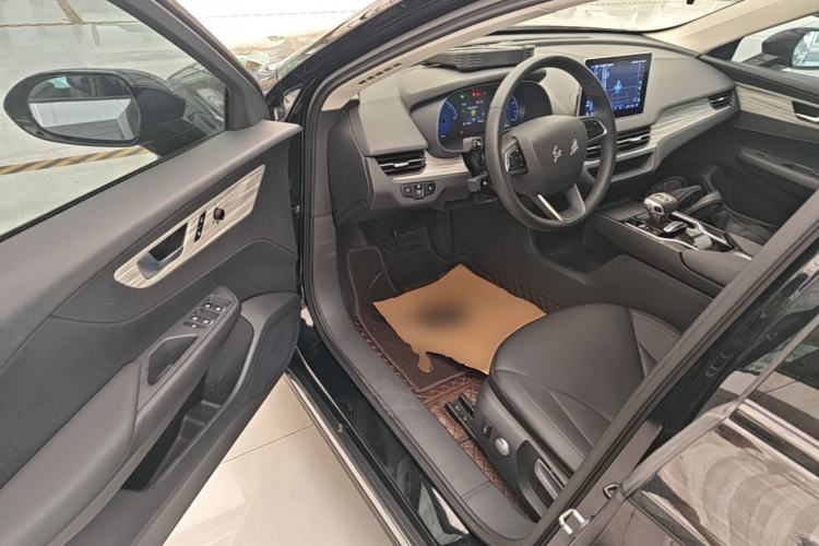 Used Hongqi E-QM5 2024 610 km PLUS Driver Seat