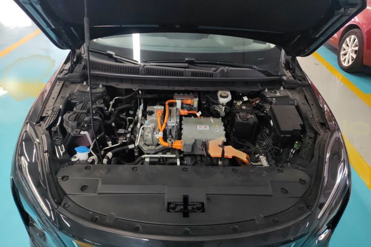 Used Hongqi E-QM5 2024 450km Range Commuter Version Engine Bay