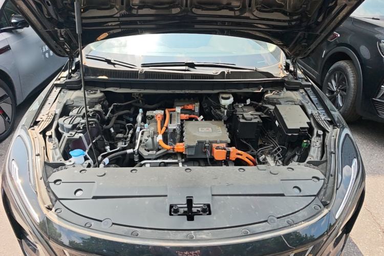 Used Hongqi E-QM5 2024 450km Range Commuter Version Engine Bay