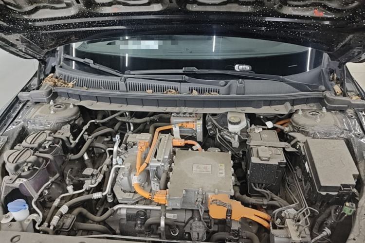 Used Hongqi E-QM5 2024 450km Range Commuter Version Engine Bay