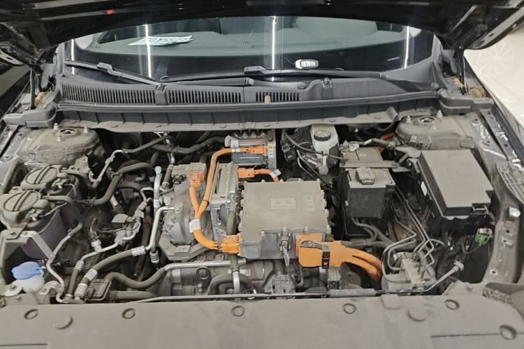 Used Hongqi E-QM5 2024 450km Range Commuter Version Engine Bay