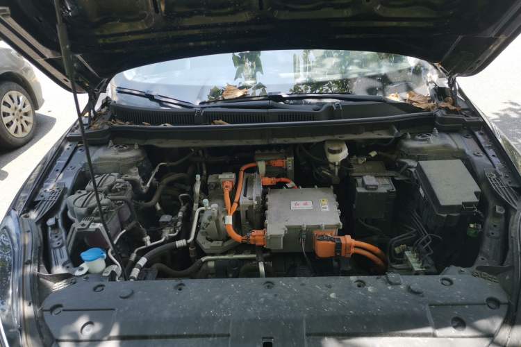 Used Hongqi E-QM5 2024 450km Range Commuter Version Engine Bay