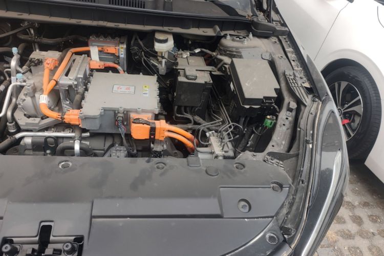 Used Hongqi E-QM5 2024 450km Range Commuter Version Engine Bay Left