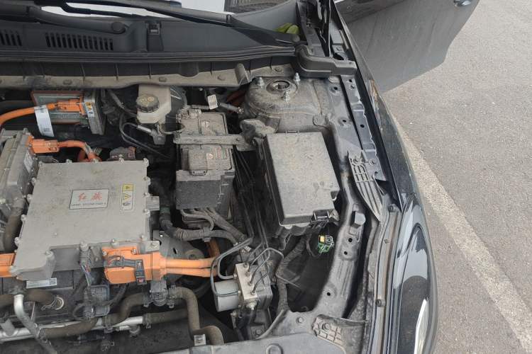 Used Hongqi E-QM5 2024 500km Range Edition Engine Bay Left