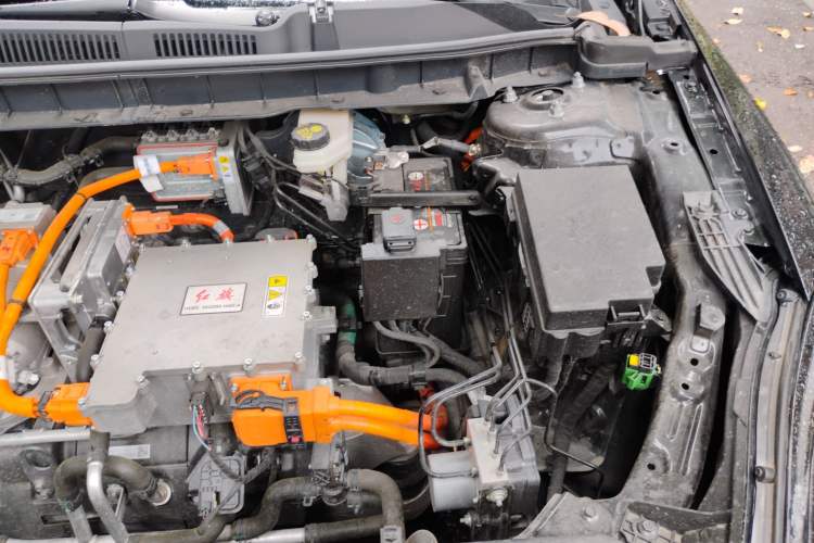 Used Hongqi E-QM5 2024 450km Range Commuter Version Engine Bay Left
