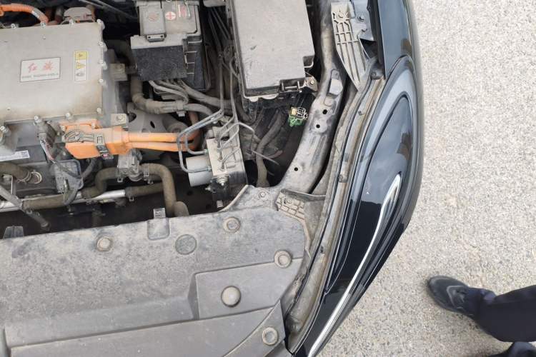 Used Hongqi E-QM5 2024 500km Range Edition Engine Bay Left