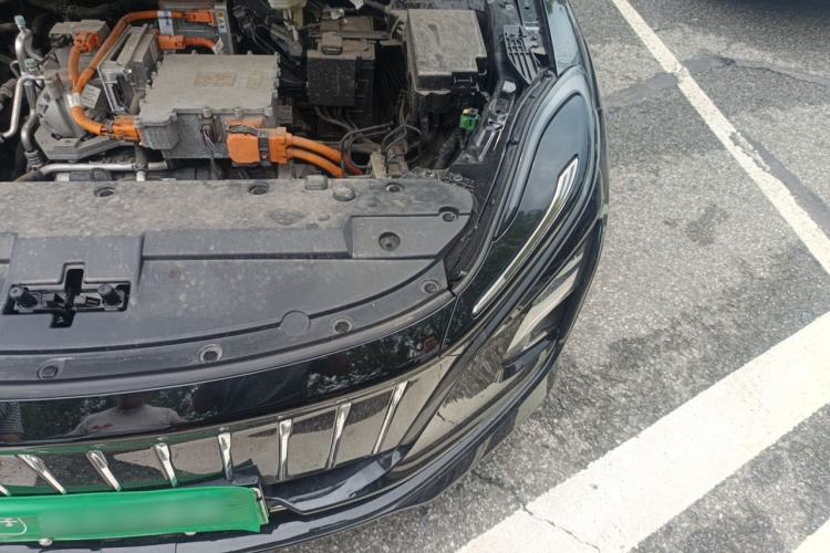 Used Hongqi E-QM5 2024 450km Range Commuter Version Engine Bay Left