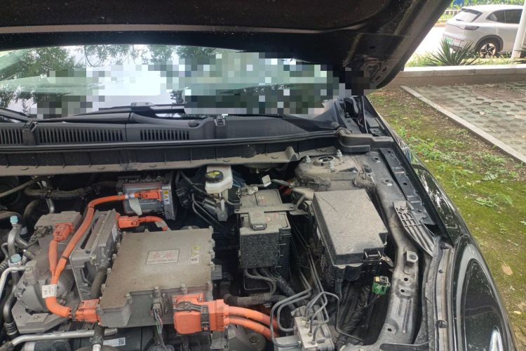 Used Hongqi E-QM5 2024 500km Range Edition Engine Bay Left
