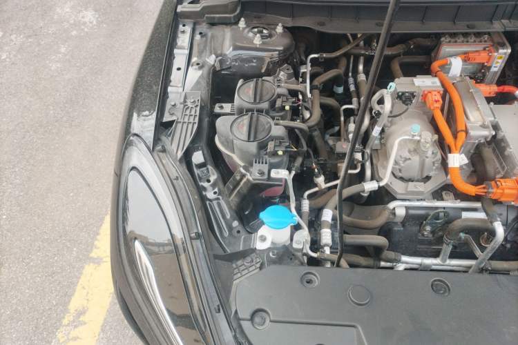 Used Hongqi E-QM5 2024 610 km PLUS Engine Bay Right