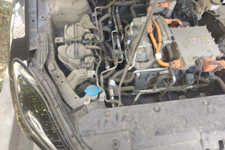 Used Hongqi E-QM5 2024 500km Range Edition Engine Bay Right