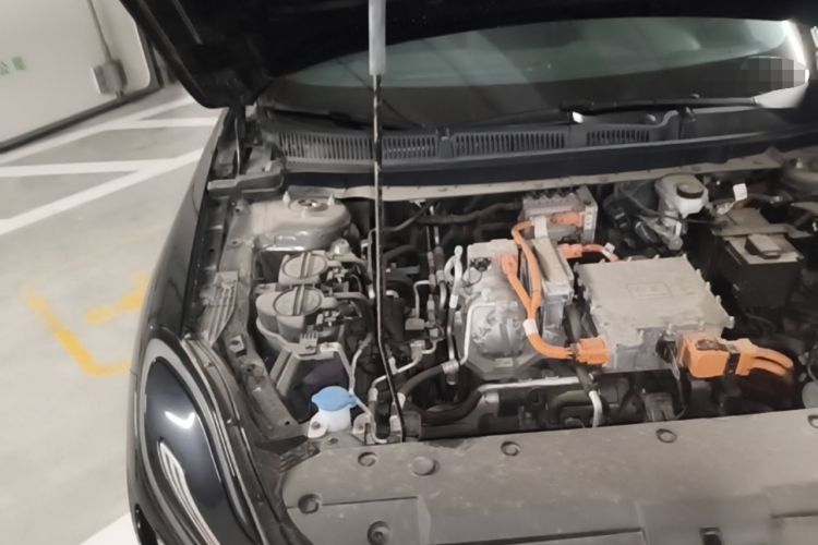 Used Hongqi E-QM5 2024 450km Range Commuter Version Engine Bay Right
