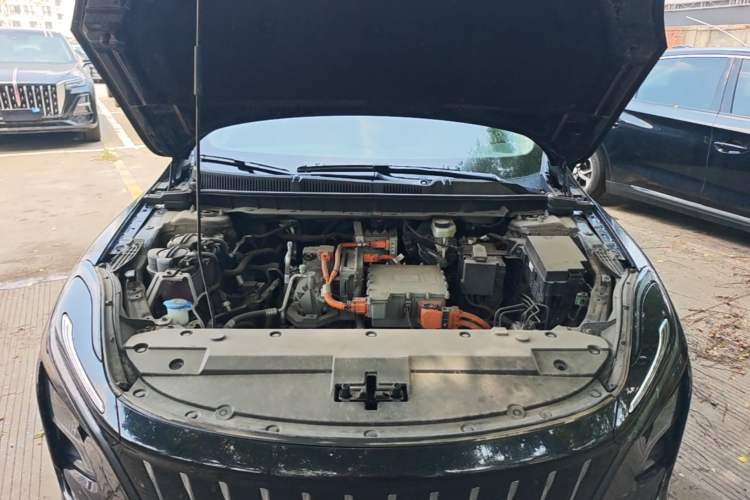 Used Hongqi E-QM5 2024 450km Range Commuter Version Engine Bay