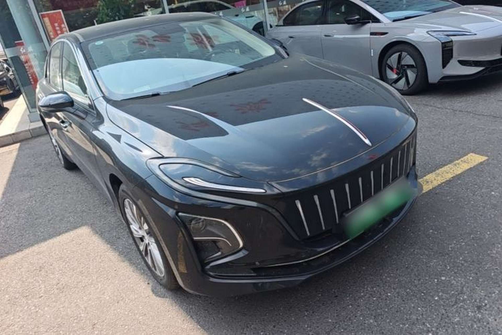 Used Hongqi E-QM5 2024 450km Range Commuter Version Exterior 1