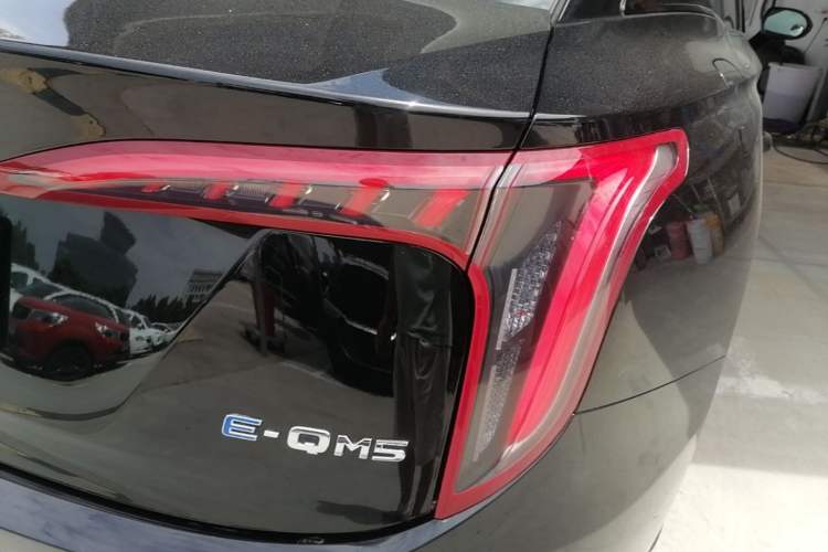 Used Hongqi E-QM5 2024 500km Range Edition Exterior 3