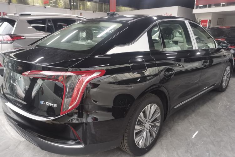 Used Hongqi E-QM5 2024 500km Range Edition Exterior 3