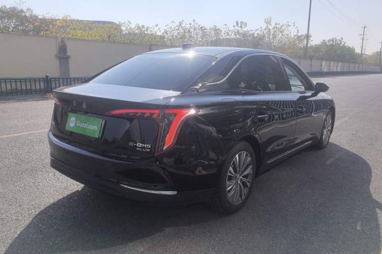 Used Hongqi E-QM5 2024 560km PLUS Exterior 3