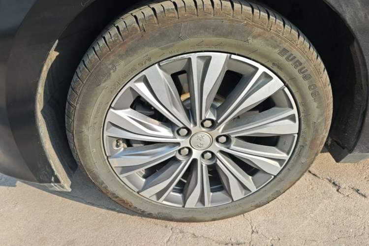 Used Hongqi E-QM5 2024 450km Range Commuter Version Exterior 4