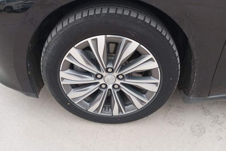 Used Hongqi E-QM5 2024 450km Range Commuter Version Exterior 4