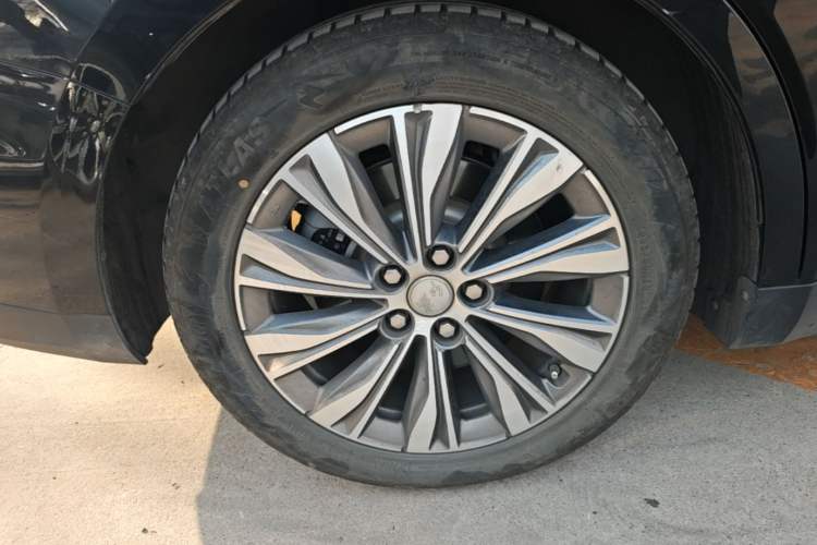 Used Hongqi E-QM5 2024 450km Range Commuter Version Exterior 5