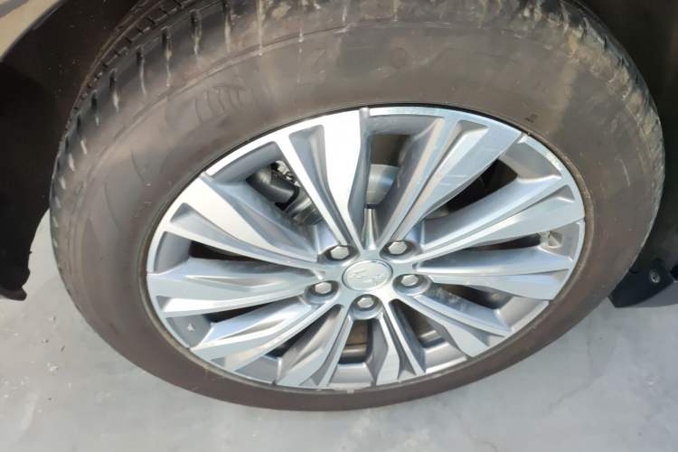 Used Hongqi E-QM5 2024 500km Range Edition Exterior 5