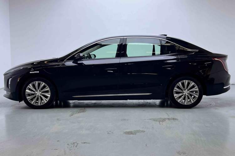 Used Hongqi E-QM5 2024 610 km PLUS Exterior 9