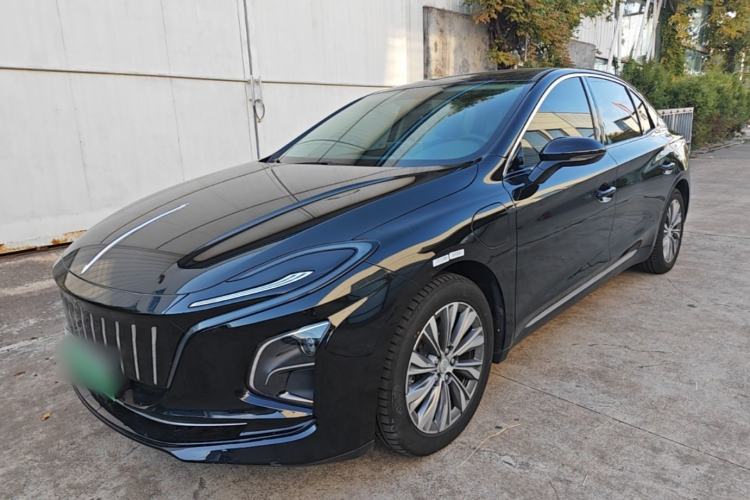 Hongqi E-QM5 2024 450km Range Commuter Version