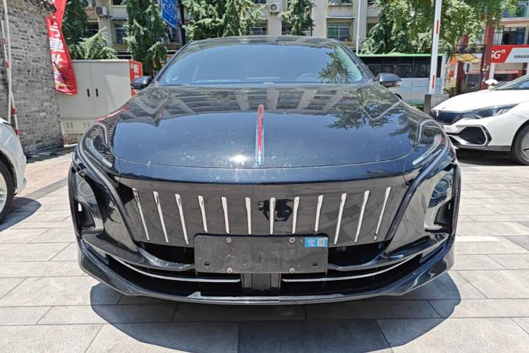 Used Hongqi E-QM5 2024 450km Range Commuter Version Front